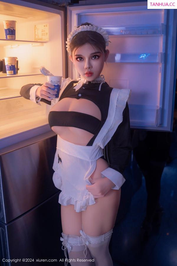   [XiuRen]高清写真图 2024.08.05 No.8966 小童颜 丝袜美臀第11张图片